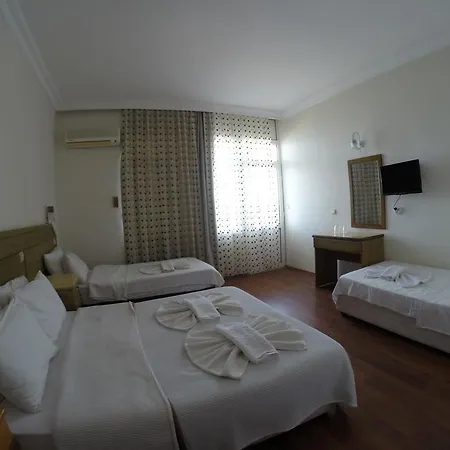 Otel Berlin 2*