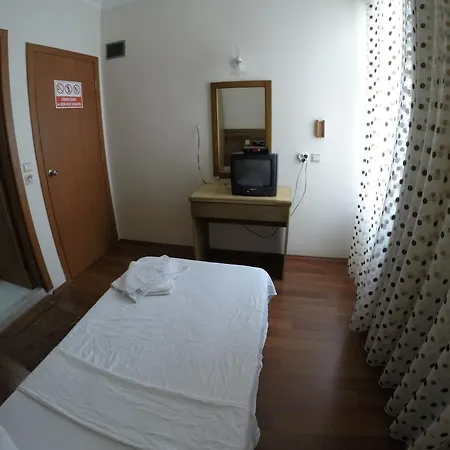 Berlin Hotel 2*